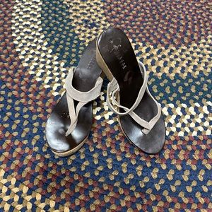 Ziggos wedge thong shoes size 6-7